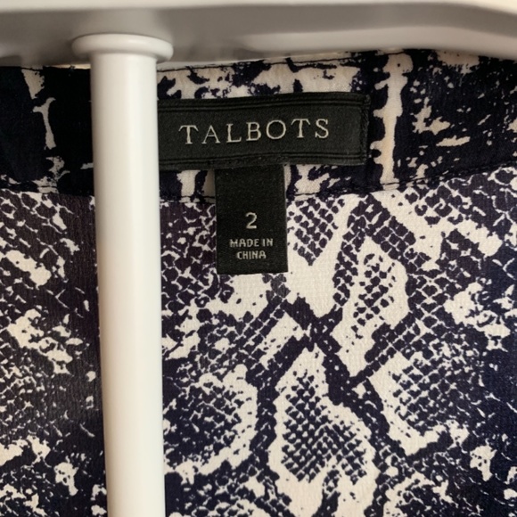 Talbots 100 percent silk‎ blouse. Never worn . Retail 108.50 - Picture 2 of 4